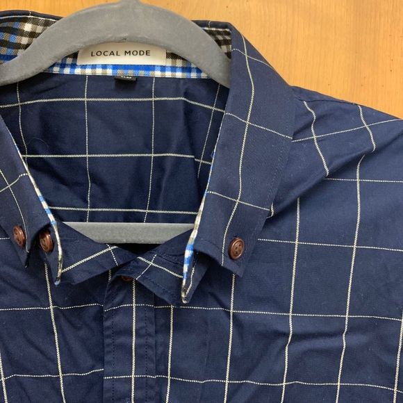 Local Mode Button Down w/Reverse Cuff Pattern - Picture 3 of 4